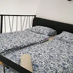 Cozy Apartment In Budapest